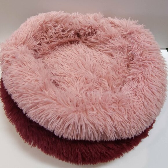 Set of 3 fluffy pet beds - NWOT - Picture 3 of 6